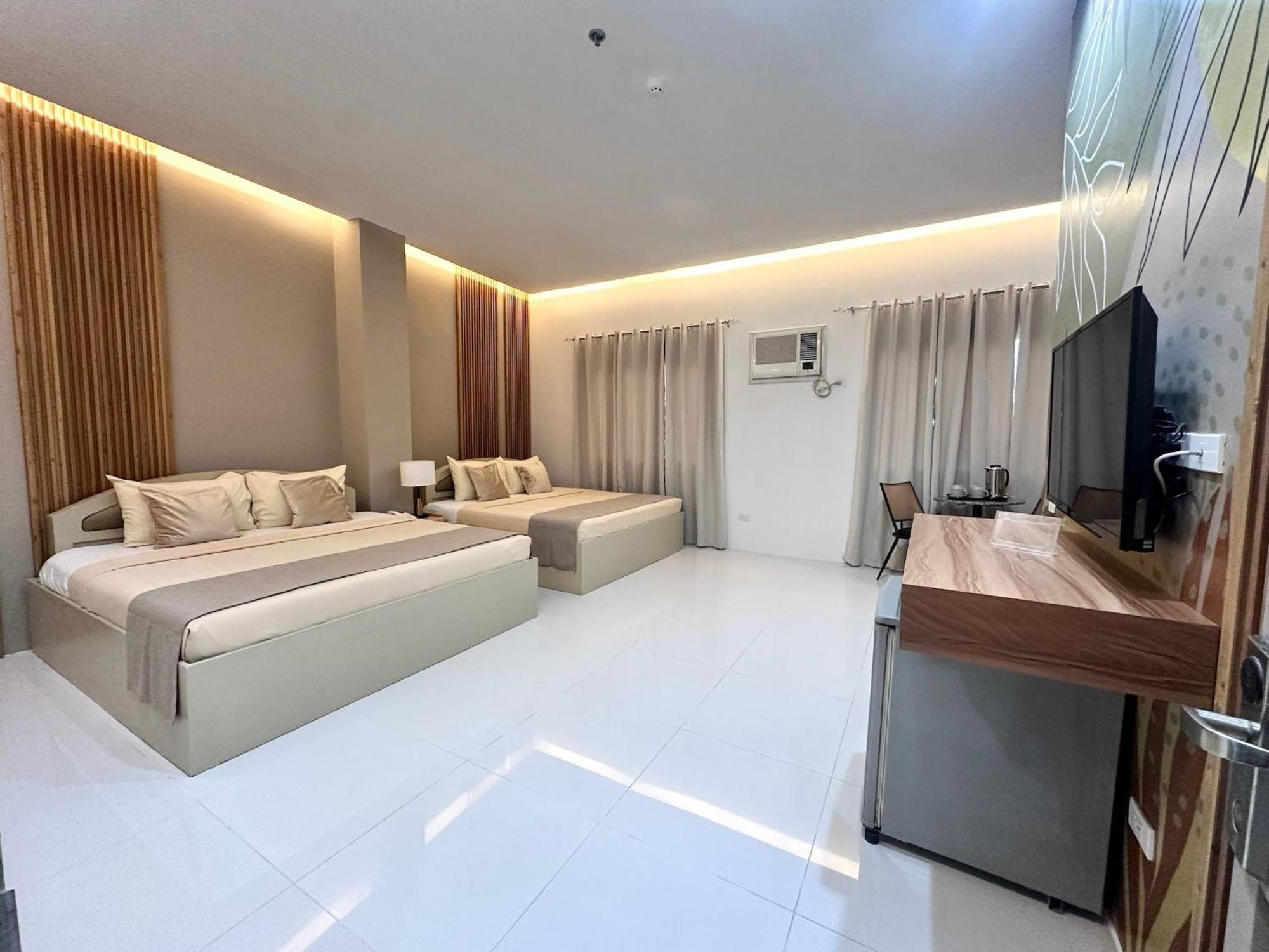 Hotel Nicanor Dumaguete City Exterior photo
